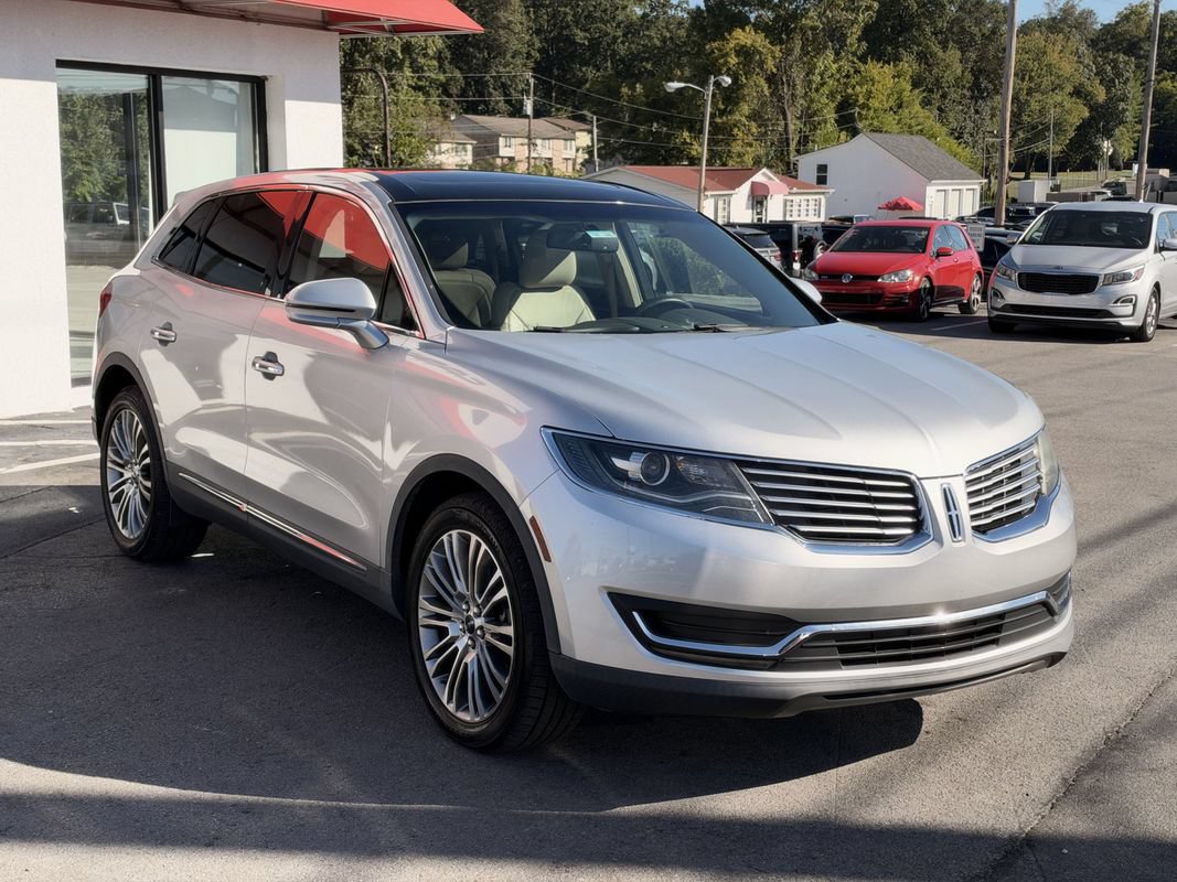 Used 2018 Lincoln MKX Reserve FWD image 8