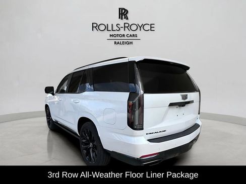 Used 2025 Cadillac Escalade Sport Platinum w/ LPO, ONYX Package image 8