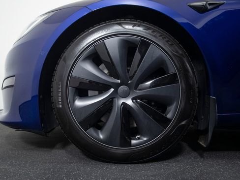 Used 2022 Tesla Model S AWD/4WD image 17