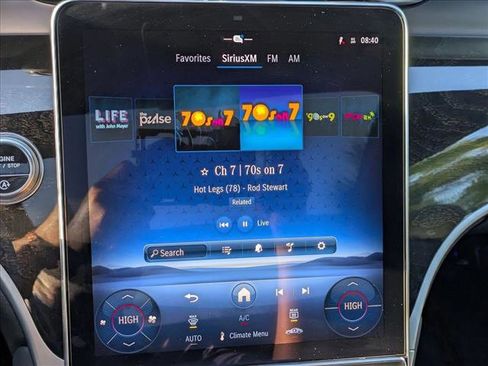 Used 2026 Mercedes-Benz GLC 300 4MATIC image 13