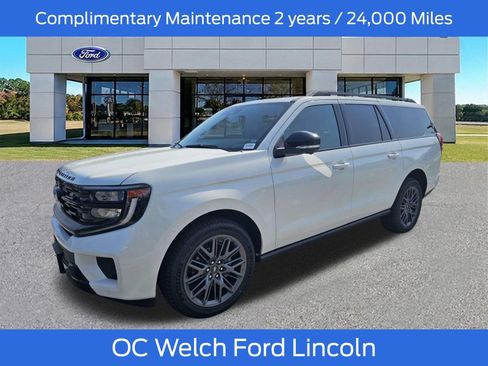 New 2027 Ford Expedition Max Platinum w/ Stealth Appearance Package RWD image 5