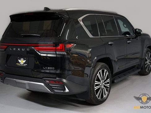 Used 2026 Lexus LX 600 4WD w/ Luxury Package image 6