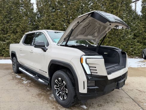 New 2026 GMC Sierra EV Elevation image 41