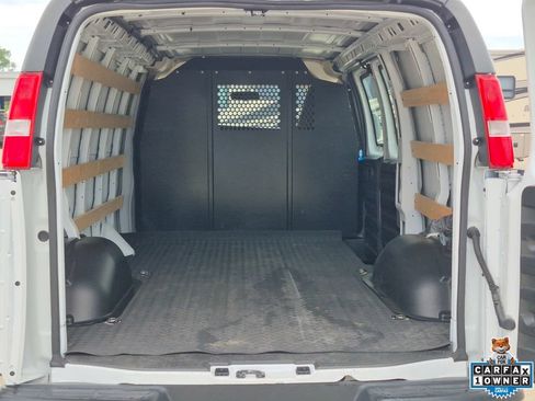 Certified 2025 GMC Savana 2500 w/ Driver Convenience Package RWD image 22