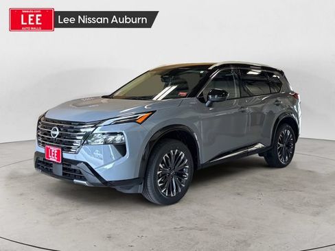 New 2026 Nissan Rogue Platinum AWD/4WD image 1