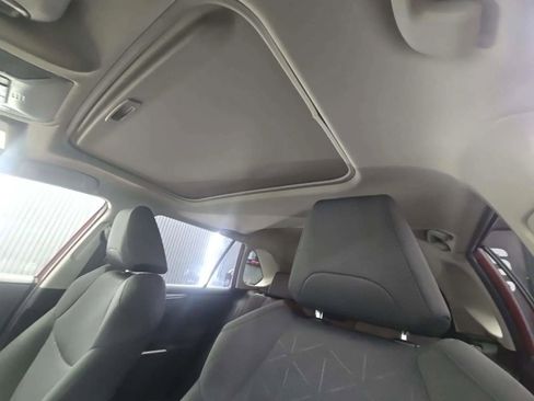 Used 2019 Toyota RAV4 XLE w/ Convenience Package AWD/4WD image 6