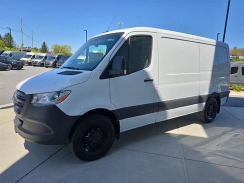 New 2025 Mercedes-Benz Sprinter 2500 image 10