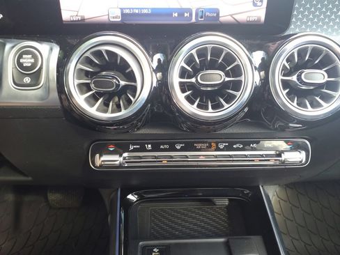 Certified 2024 Mercedes-Benz GLB 250 image 26