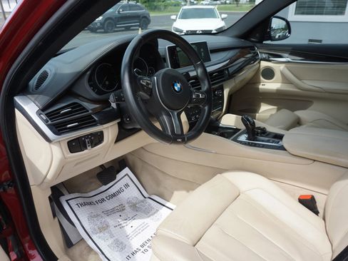 Used 2015 BMW X6 xDrive50i w/ Executive Package AWD/4WD image 17