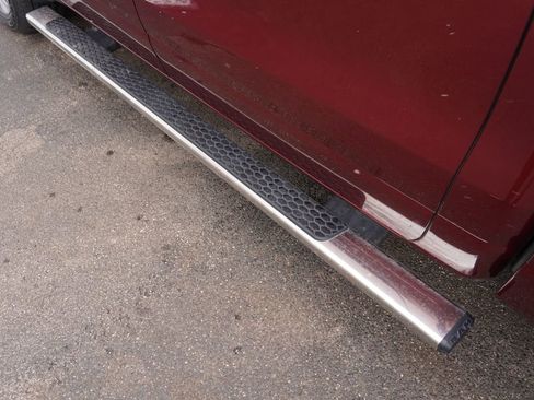 Used 2024 RAM 1500 Laramie image 12