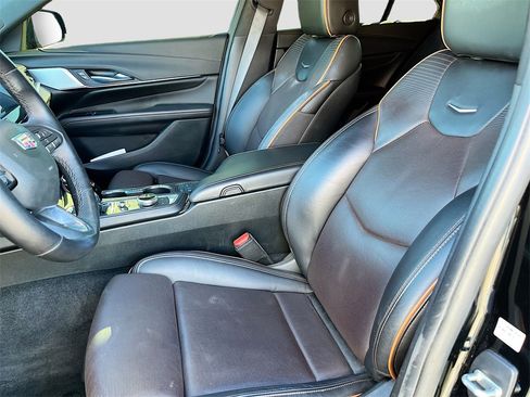 Used 2023 Cadillac CT4 V w/ Navigation Package image 21