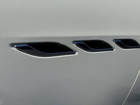 Used 2017 Maserati Ghibli S Q4 image 17