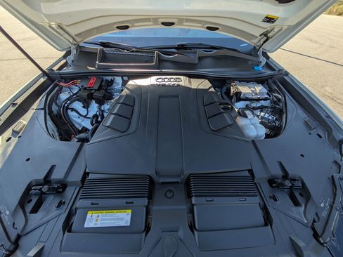 Used 2018 Audi Q7 3.0T Premium Plus w/ Premium Plus Package image 31