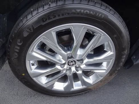 Certified 2020 Toyota Highlander Limited image 27