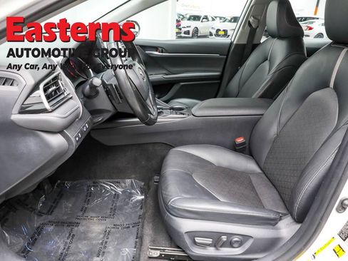 Used 2023 Toyota Camry XSE image 14