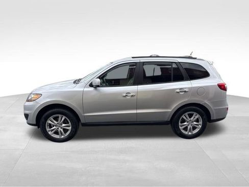 Used 2011 Hyundai Santa Fe Limited FWD image 3