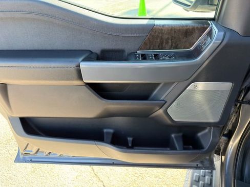 Used 2023 Ford F150 Lightning Lariat w/ Equipment Group 511A High image 23