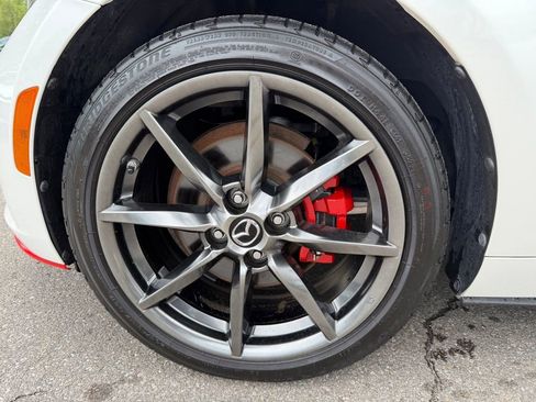 Used 2018 MAZDA MX-5 Miata Grand Touring RWD image 25