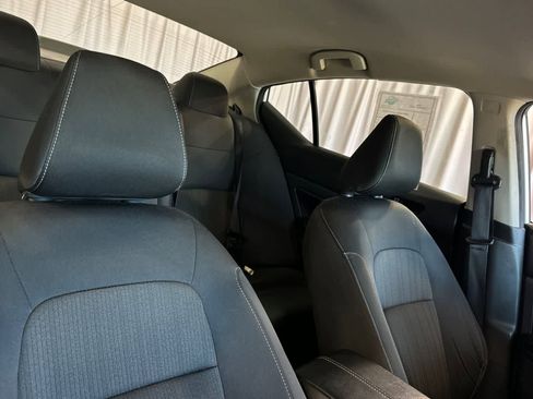 Used 2024 Nissan Altima 2.5 S FWD image 18