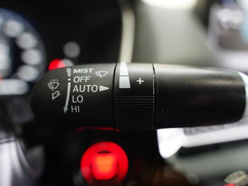 Used 2022 Honda Civic Touring image 15