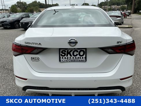 Used 2021 Nissan Sentra SV FWD image 5