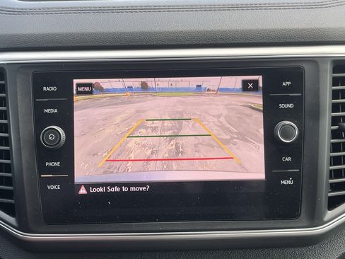 Used 2019 Volkswagen Atlas SE w/ Panoramic Sunroof Package FWD image 24