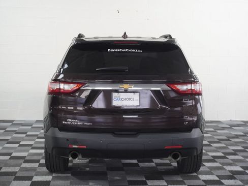 Used 2020 Chevrolet Traverse LT w/ Driver Confidence II Package AWD/4WD image 4