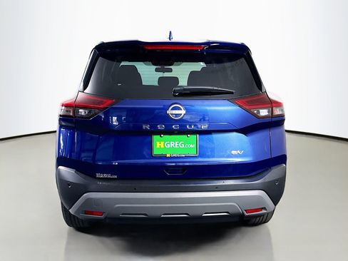 Used 2023 Nissan Rogue SV FWD image 8