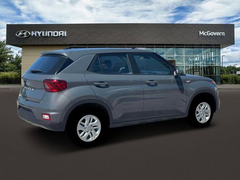 New 2026 Hyundai Venue SE FWD image 8