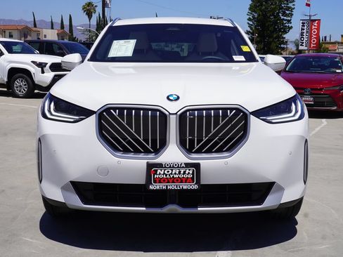 Used 2026 BMW X3 xDrive30i AWD/4WD image 3
