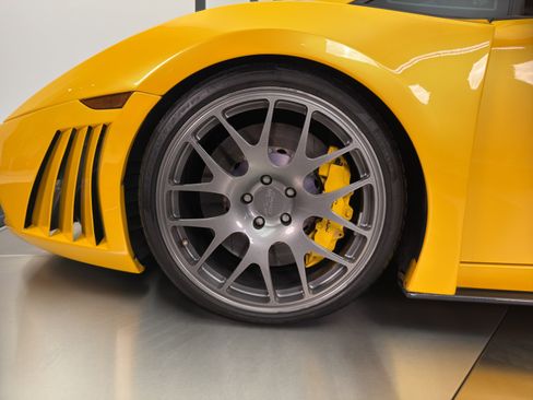 Used 2006 Lamborghini Gallardo AWD/4WD image 4