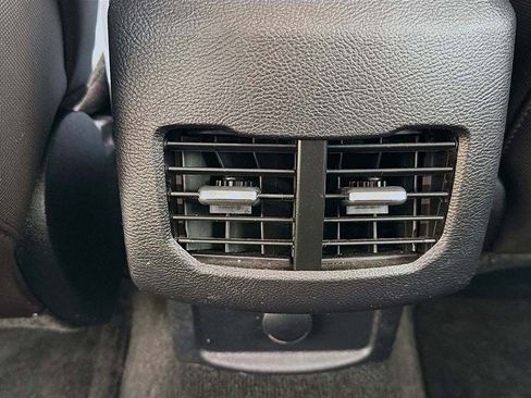 Used 2019 Ford Fusion SE w/ Equipment Group 151A image 36