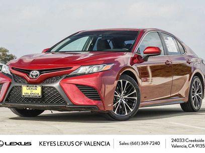 Used 2018 Toyota Camry SE w/ Moonroof Package