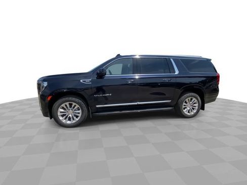 Used 2023 GMC Yukon XL SLT w/ SLT Premium Package AWD/4WD image 7