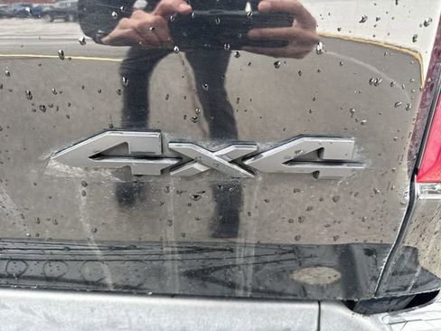 Used 2019 RAM 1500 Big Horn image 32