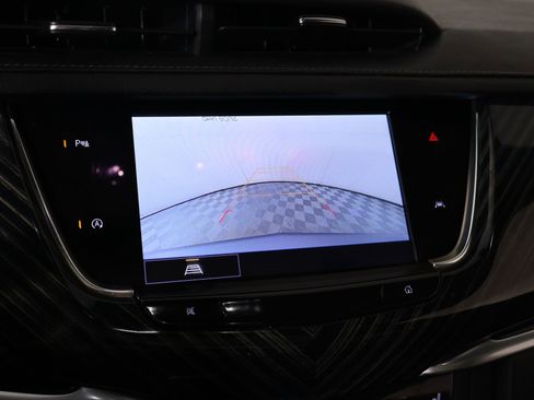 Used 2024 Cadillac XT6 Premium Luxury image 6