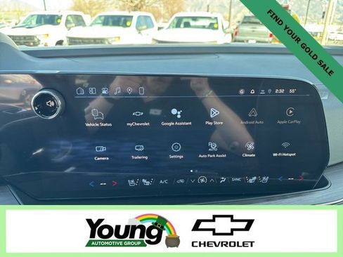 New 2026 Chevrolet Suburban Premier image 30