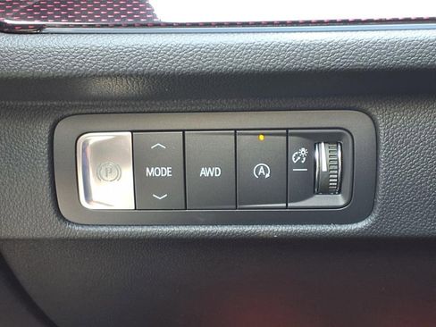 New 2026 Chevrolet Traverse Z71 w/ Driver Confidence Package image 9