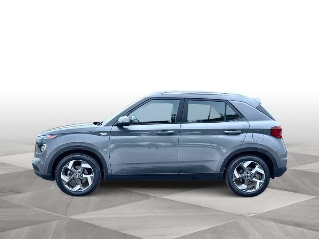 Used 2021 Hyundai Venue SEL FWD image 5