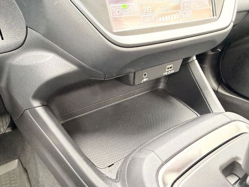 Certified 2025 Subaru Impreza 2.0i image 19