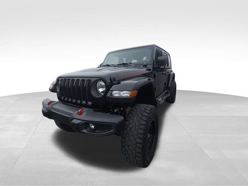 Used 2023 Jeep Wrangler Unlimited Rubicon w/ Cold Weather Group AWD/4WD image 15