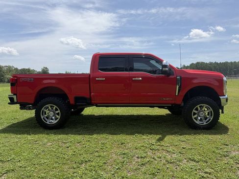 Used 2023 Ford F250 Lariat w/ Lariat Ultimate Package AWD/4WD image 4