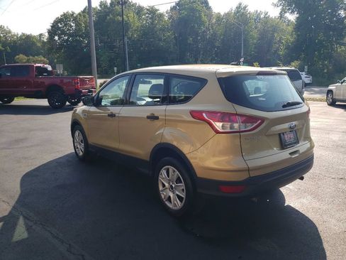 Used 2014 Ford Escape S FWD image 8