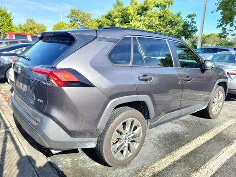 Used 2023 Toyota RAV4 XLE Premium FWD image 3