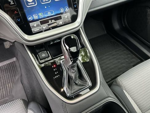 Certified 2025 Subaru Outback Premium AWD/4WD image 22
