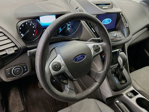 Used 2016 Ford Escape SE w/ Equipment Group 201A AWD/4WD image 18