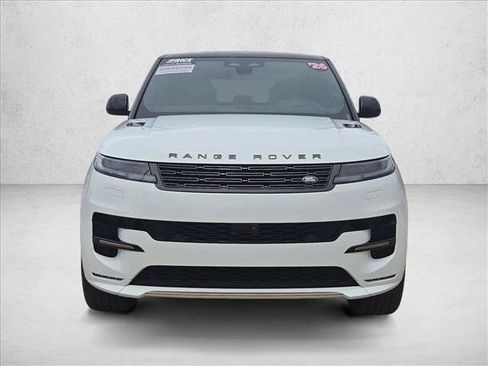 Used 2026 Land Rover Range Rover Sport Dynamic SE AWD/4WD image 9