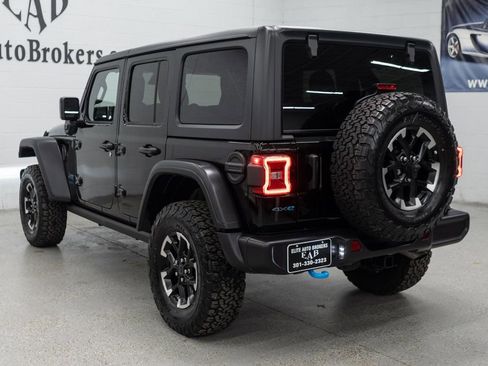 Used 2025 Jeep Wrangler Unlimited Rubicon 4xe AWD/4WD image 6