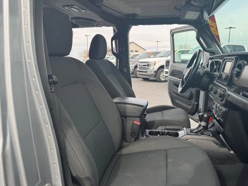 Used 2020 Jeep Wrangler Unlimited Sport S AWD/4WD image 33