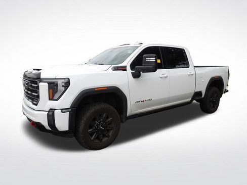 Used 2024 GMC Sierra 3500 AT4 w/ AT4 Premium Plus Package AWD/4WD image 11